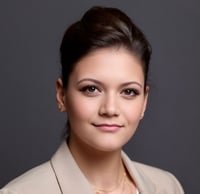 Headshot-NWright